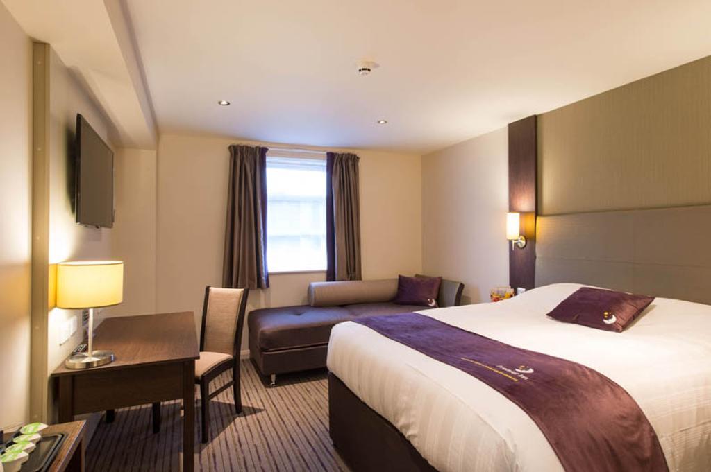 Premier Inn Dundee North Δωμάτιο φωτογραφία