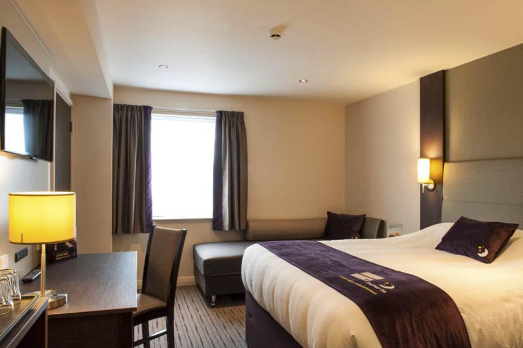 Premier Inn Dundee North Δωμάτιο φωτογραφία
